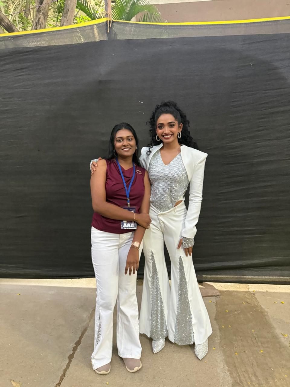 Saanve Megghana with makeup artist Anu Rotrico backstage