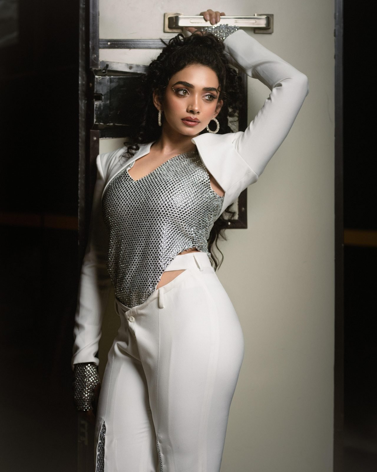 Celebrity makeup artist Anu Rotrico at work, Chennai